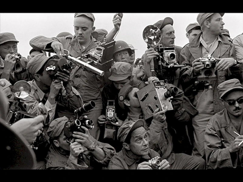 Werner Bischof, «Hyänen der Schlachtfelder», Kaesong, Korea, Juli 1951, © 2016 Werner Bischof / Magnum Photos