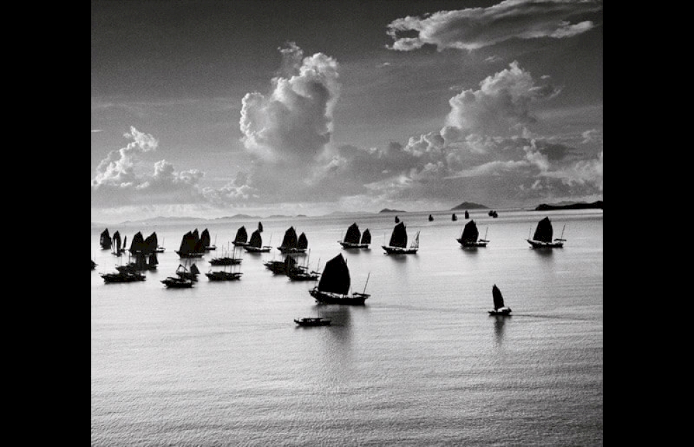 Junks in the Port of Kowloon. Hong Kong, 1952 © Werner Bischof / Magnum Photos