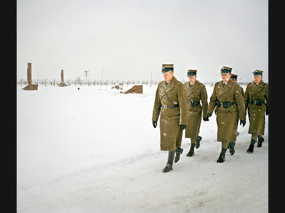 From the series „Anniversaries“ © Marc Beckmann / OSTKREUZ