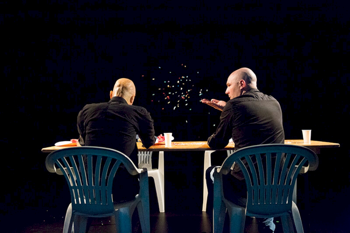 'Confetti' von Emilien Truche