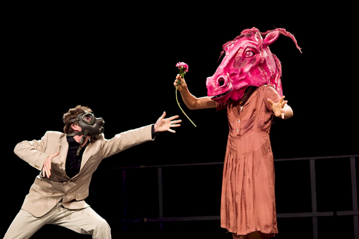 Laura Witzleben und Richard Oberscheven in 'A very happy piece'