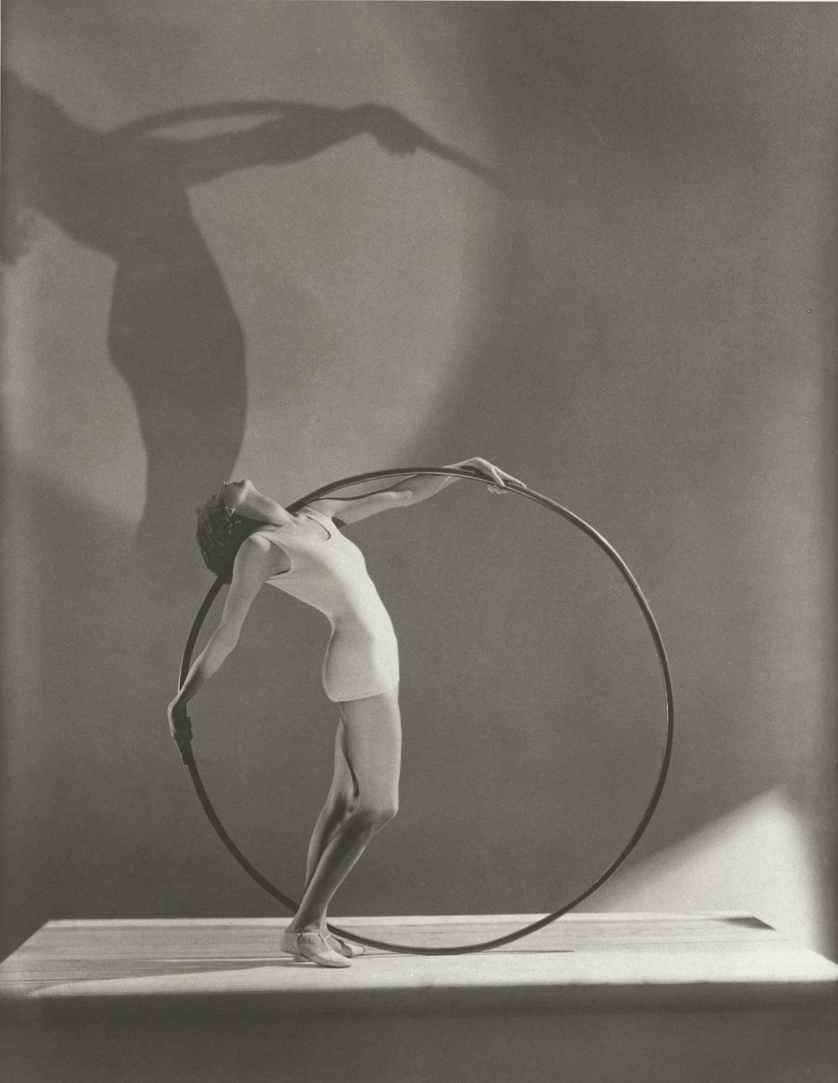 George Hoyningen-Huene, "Bathing Fashion", Paris 1930, © Estate George Hoyningen-Huene