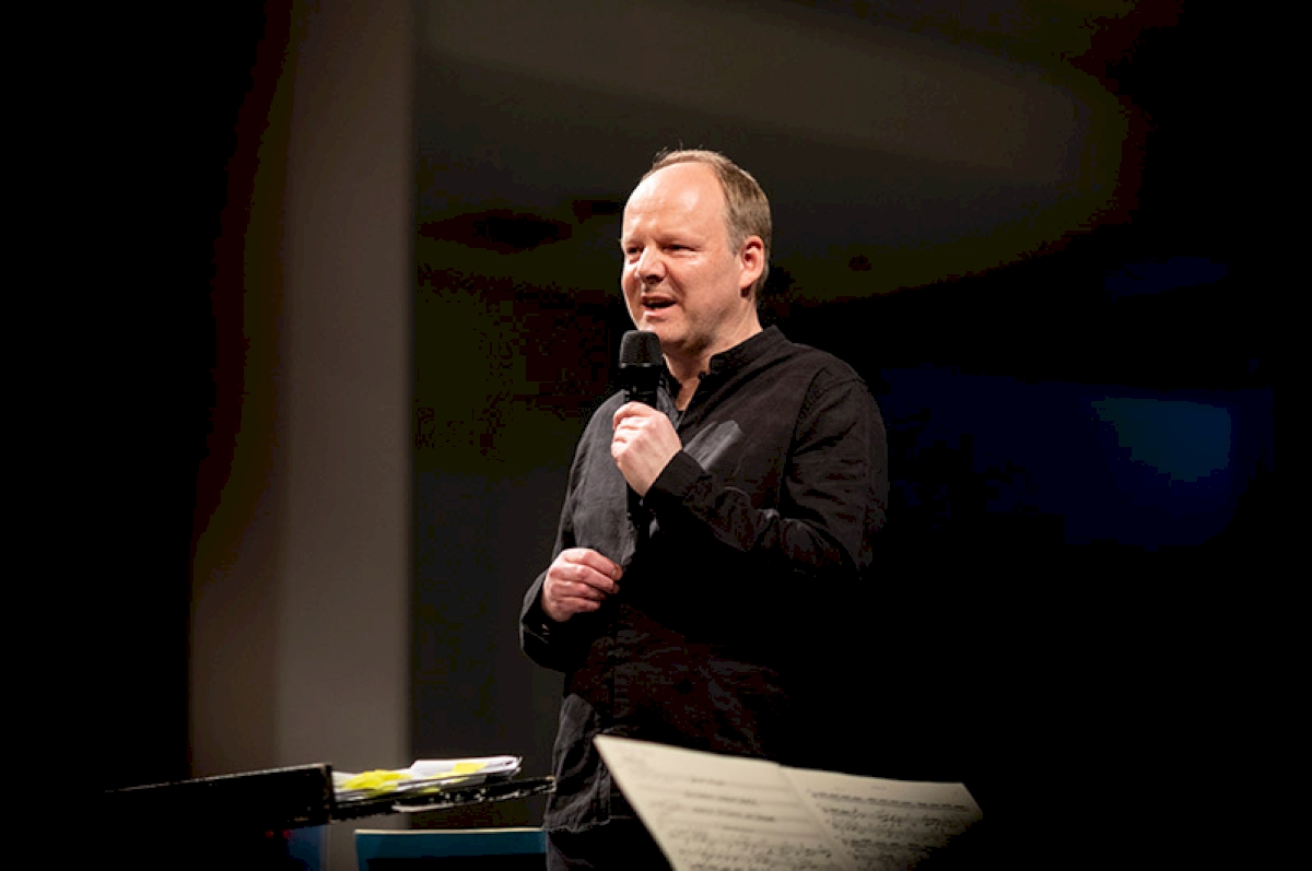 Einführung: Anselm Cybinski | Foto: Astrid Ackermann