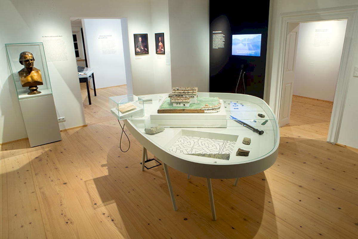 Im sogenannten Geschichtsraum wird die Historie des Ortes Seehausen ausgehend von der Insel Wörth veranschaulicht. | Foto: Heimat- und Museumsverein/Christian Kolb