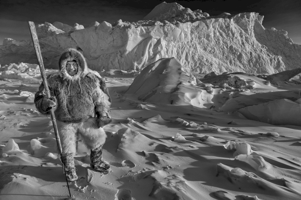 Ragnar Axelsson © Mads Ole Hunter, Thule, Greenland, 2019