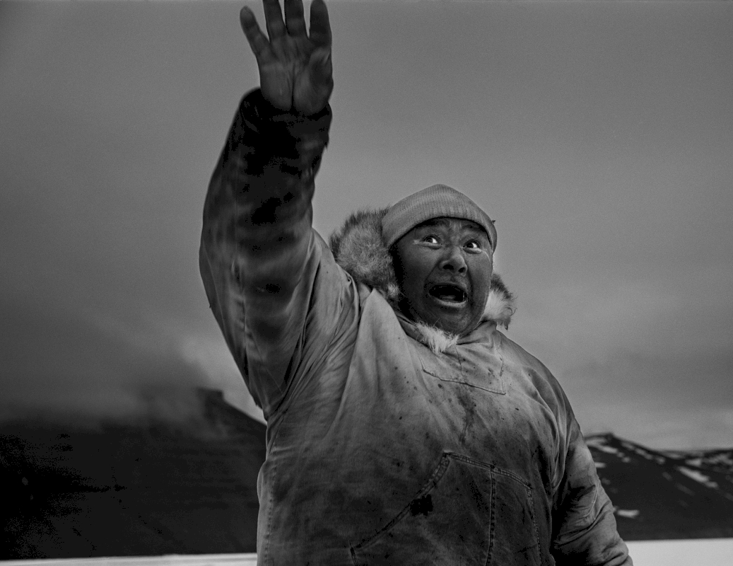 Ragnar Axelsson © Hunter Masuana Kristiansen, Ingelfieldfjord, Greenland, 1987
